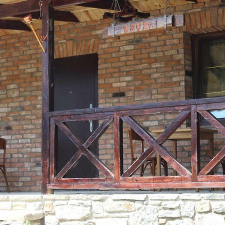Apartamento Сердце Каньона Kamianets-Podilskyi Exterior foto