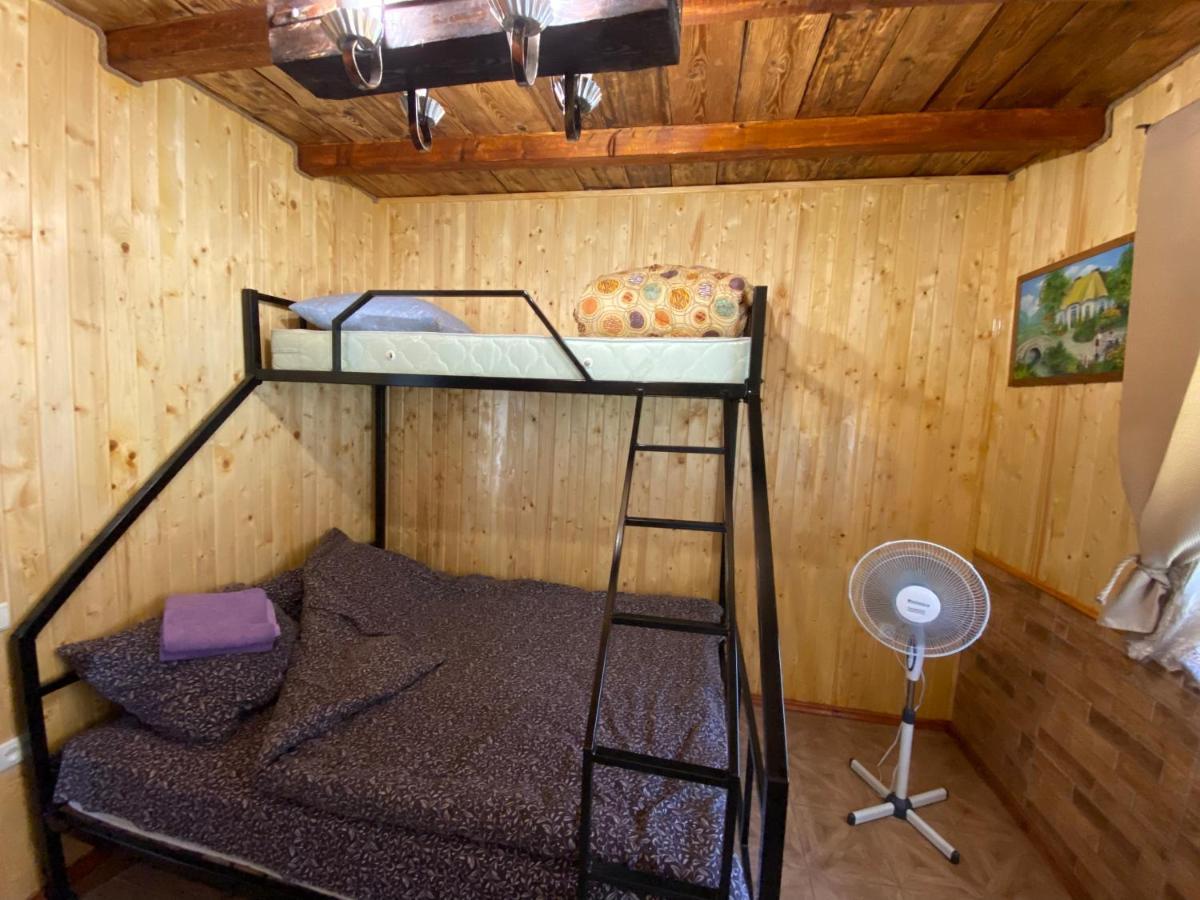 Apartamento Сердце Каньона Kamianets-Podilskyi Habitación foto